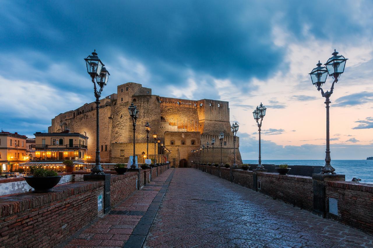 B&B L'Alloggio Dei Vassalli Naples Exterior photo